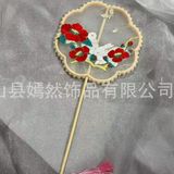  Quạt Hoa Thêu QT15 phong cách thanh lịch và duyên dáng 