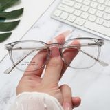  Mắt kính MK025 – Gọng mỏng thời trang, nhẹ, bền 