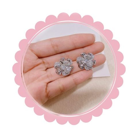  Bông Tai TB0395 – Hoa nở lấp lánh, tỏa sáng vẻ đẹp nàng thơ ✨ 