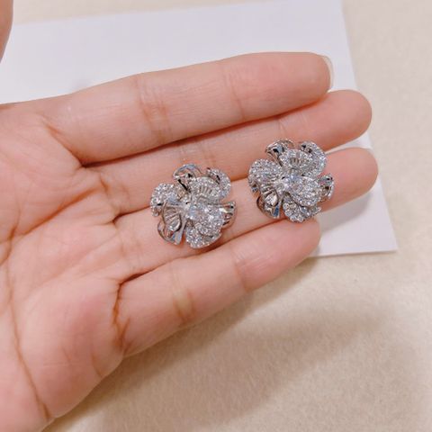  Bông Tai TB0395 – Hoa nở lấp lánh, tỏa sáng vẻ đẹp nàng thơ ✨ 