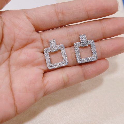  Bông Tai TB0396 – Vuông góc thanh lịch, sáng bừng phong cách 