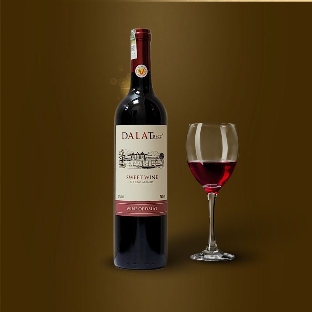 Rượu Vang Ngọt Dalatbeco 750ml 12% vol Chính hãng – Cỏ Sáu Lá