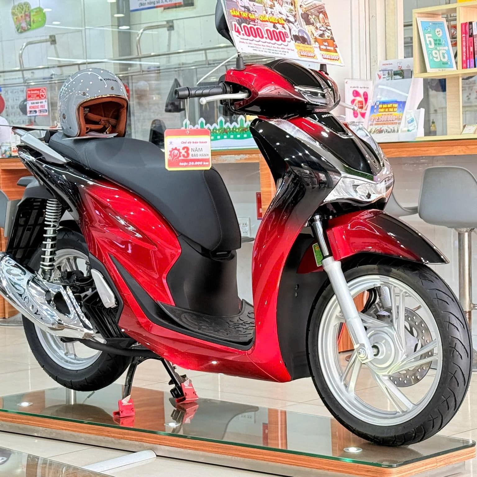 SH ĐỎ ĐEN