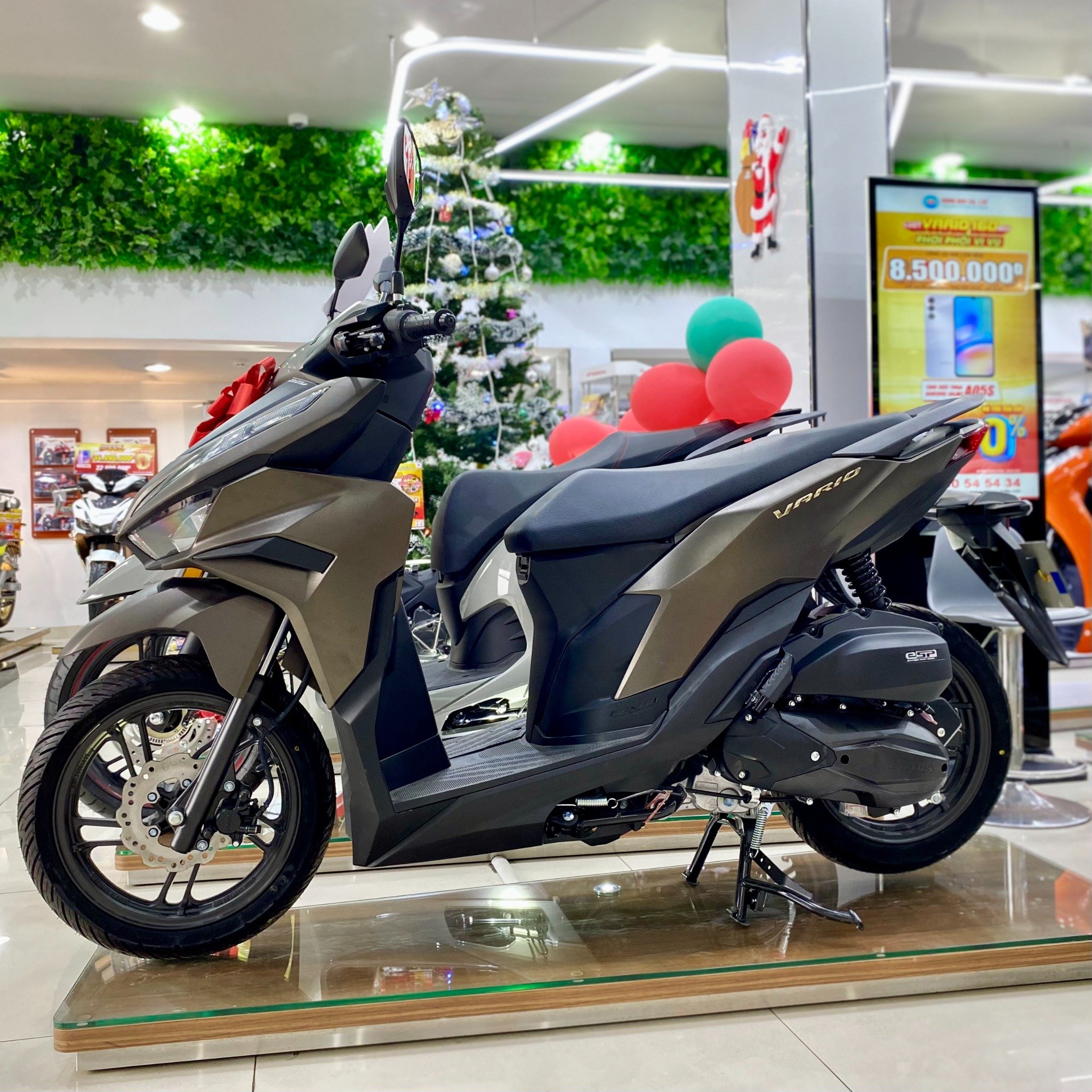 VARIO 125 VÀNG CÁT NHÁM