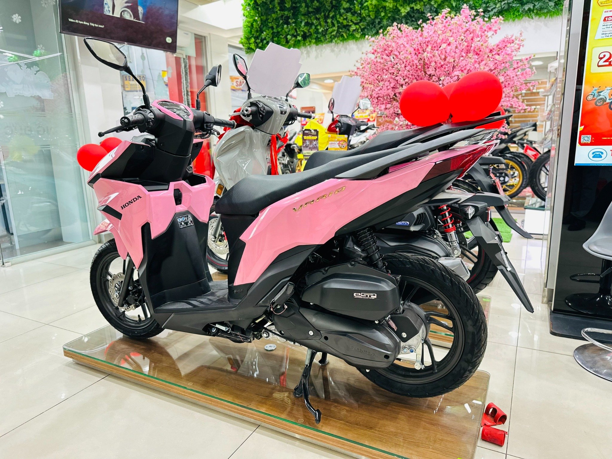 VARIO 125 HỒNG PASTEL