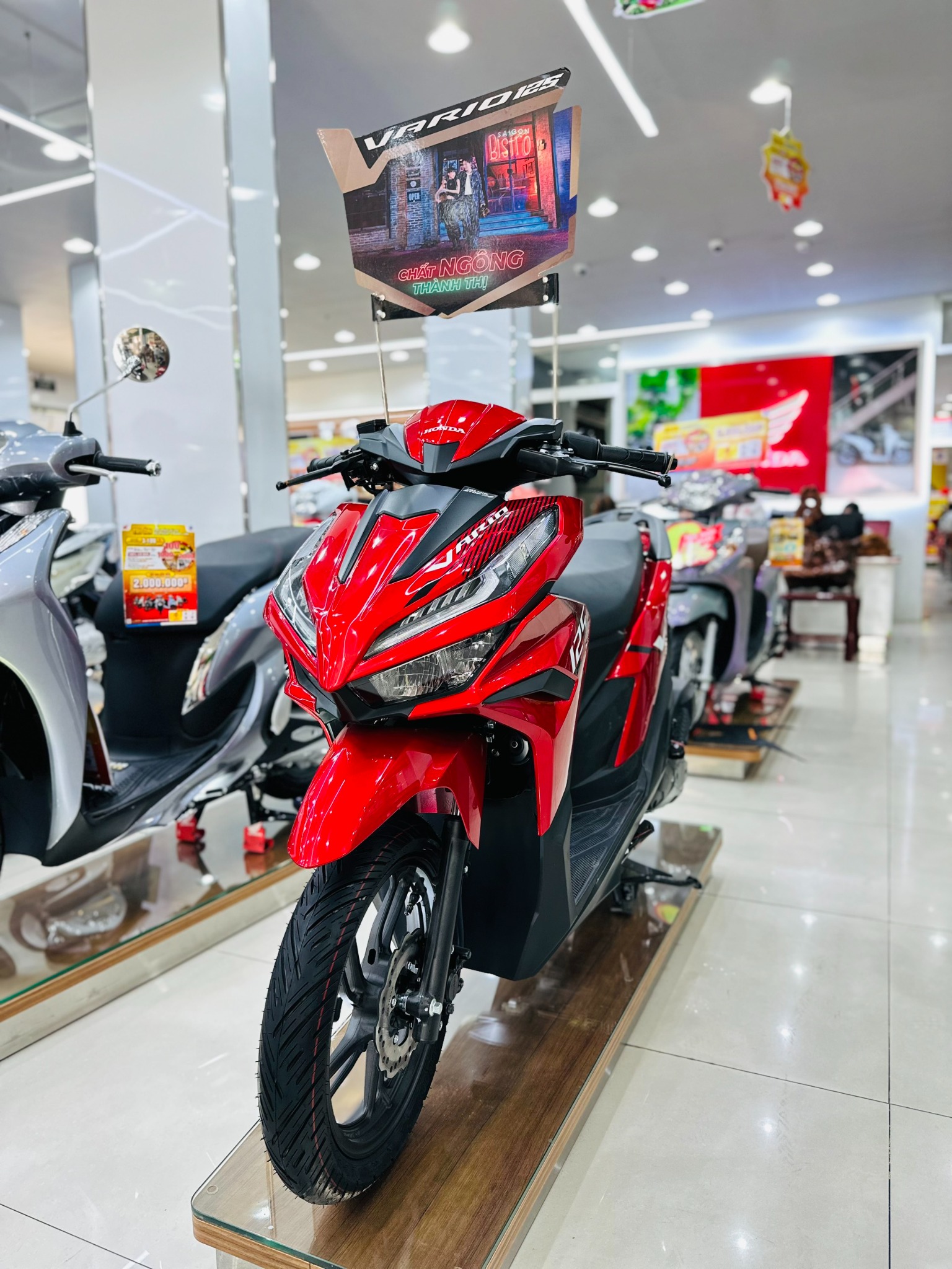 VARIO 125 ĐỎ ĐẤU TEM