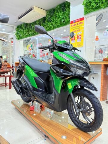 VARIO 125 XANH LOANG ĐEN