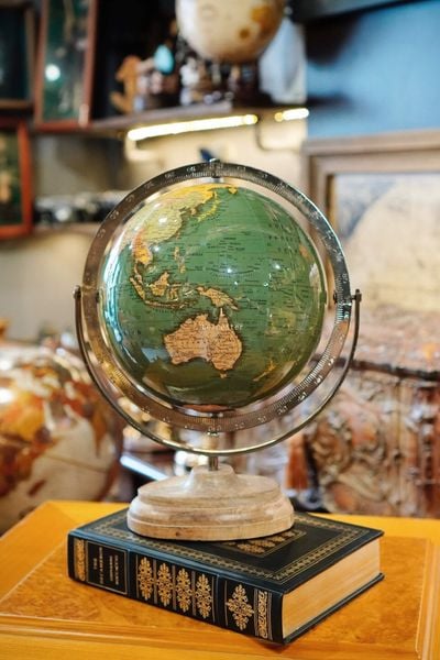  Quả địa cầu Actus 