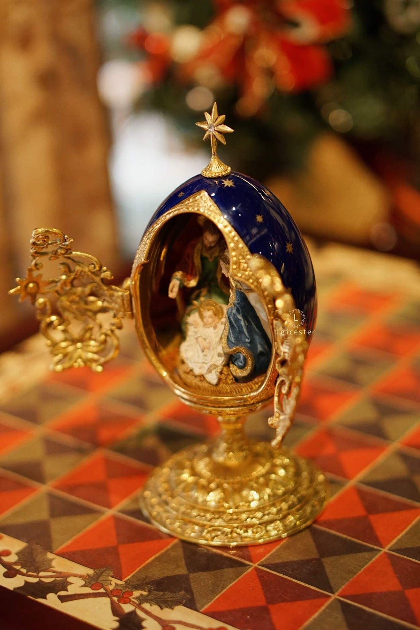 House Of Faberge & A KING IS BORN Collector Egg Limited Edition Leicester