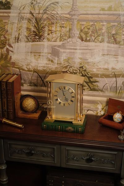  Đồng hồ để bàn Seiko 