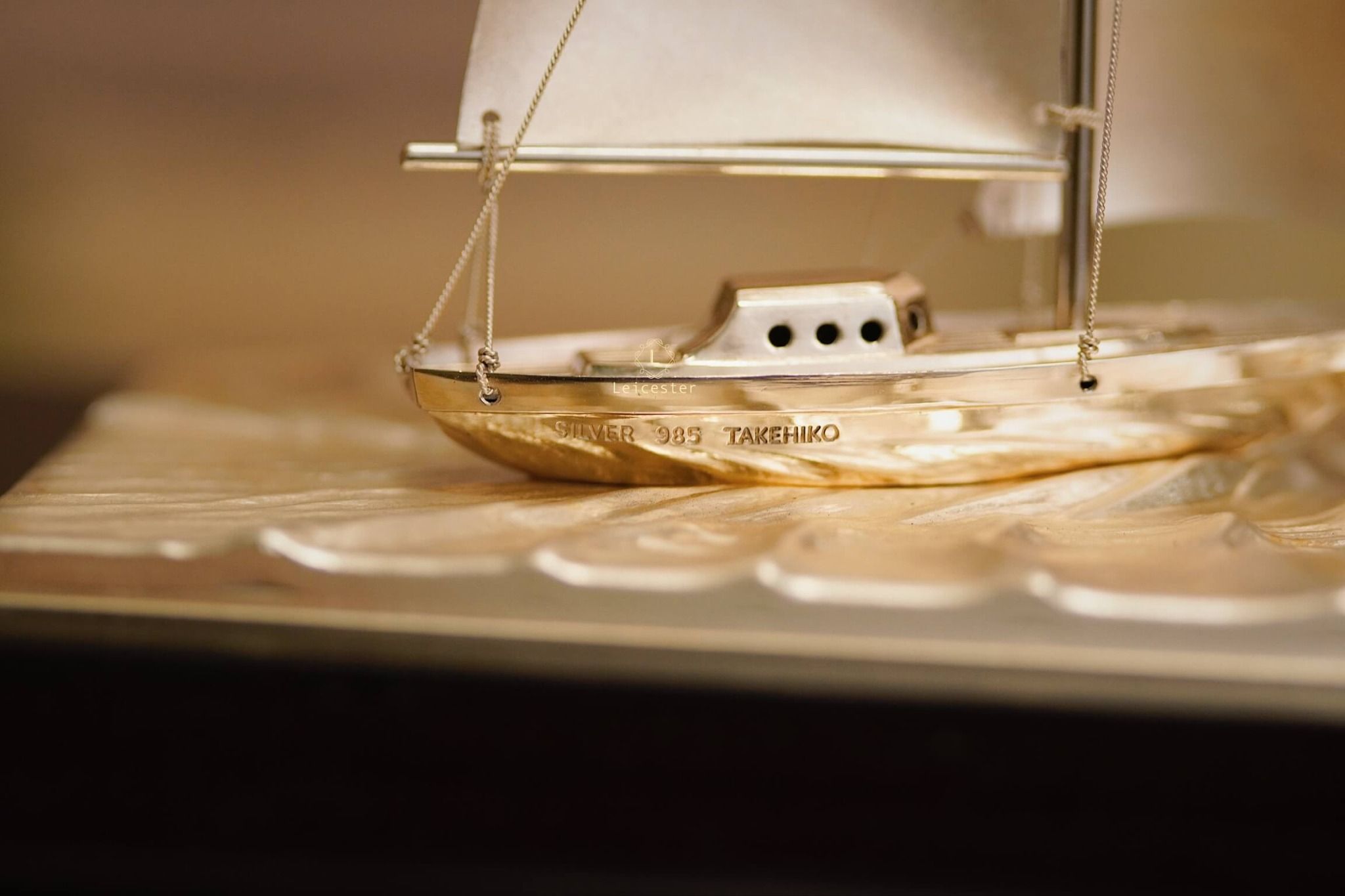 Silver Yacht By Takehiko – Leicester