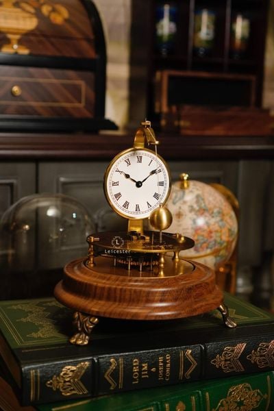  Briggs Rotary Pendulum Clock 