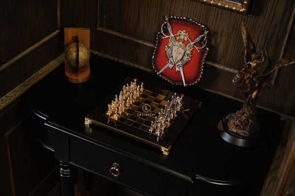  Manopoulos Chess Set 