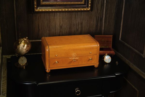  Tủ nhạc trang sức Reuge 