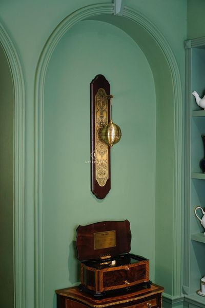 The Sir Francis Drake Falling Ball Clock – Leicester