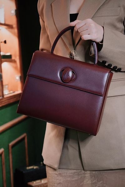  CARTIER HANDBAG TURN LOCK MASTLINE LEATHER 