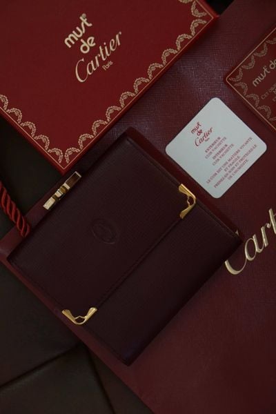  CARTIER Kisslock Bordeaux Leather 
