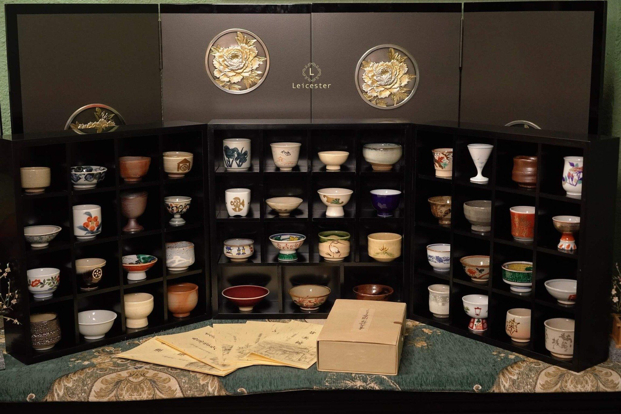 “The Great Ryokans of Japan” Sake Cup Collection Franklin Mint
