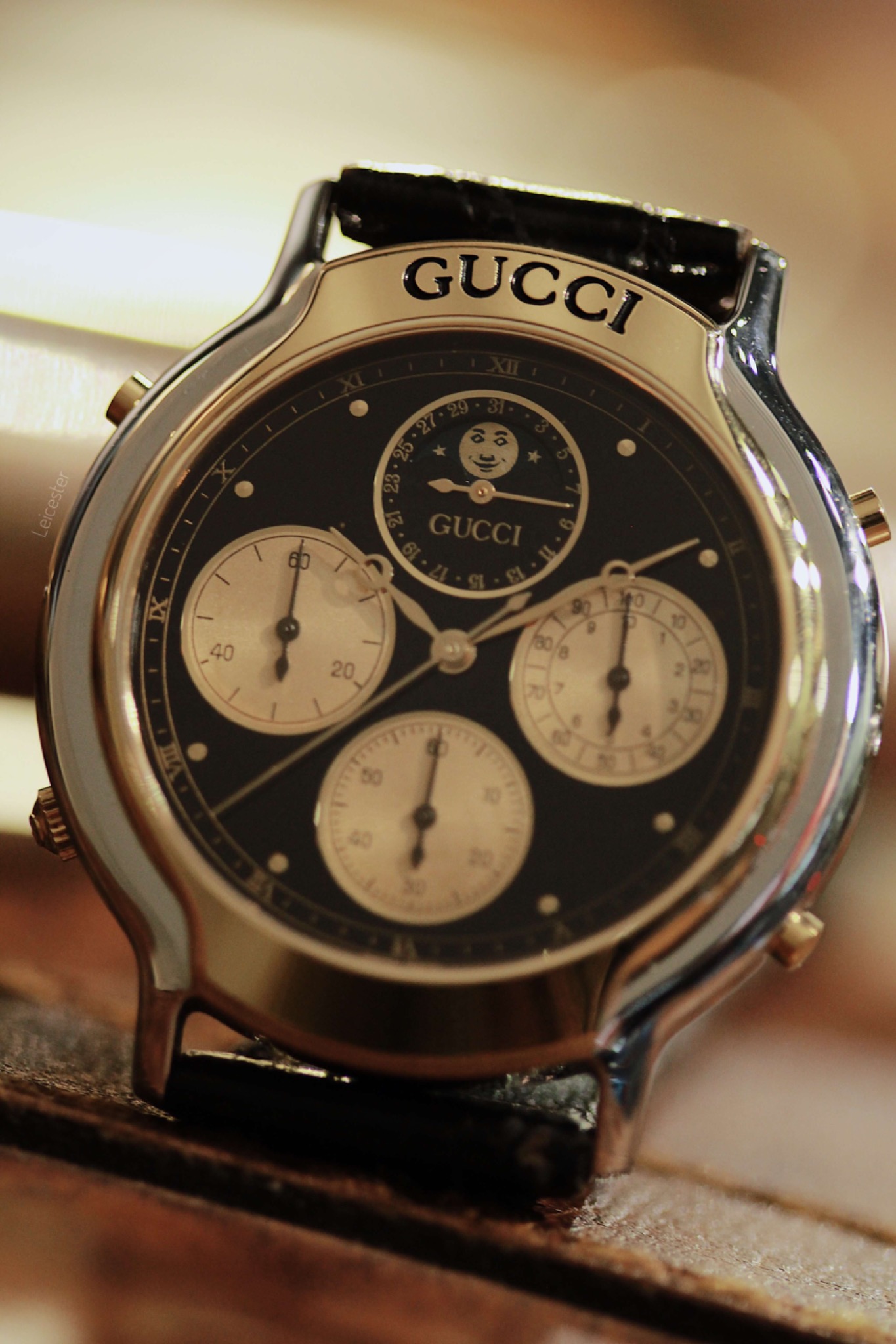 GUCCI Ref 8300 Moonphase - Chronograph \u2013 Leicester 【美品 