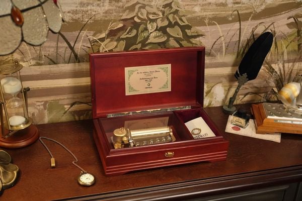  Orpheus Luxury Music Box 50 notes 