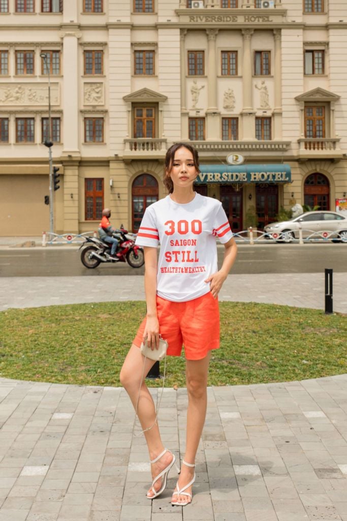 Áo thun nữ form rộng tay lỡ Antini - Saigon Still 300SG - Trắng