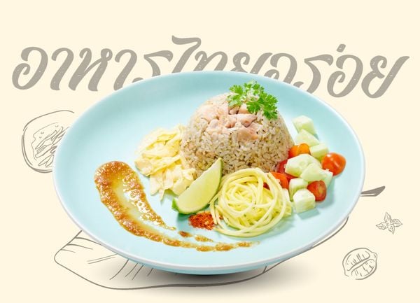  Cơm chiên quả Oliu với thịt gà hoặc thịt heo 