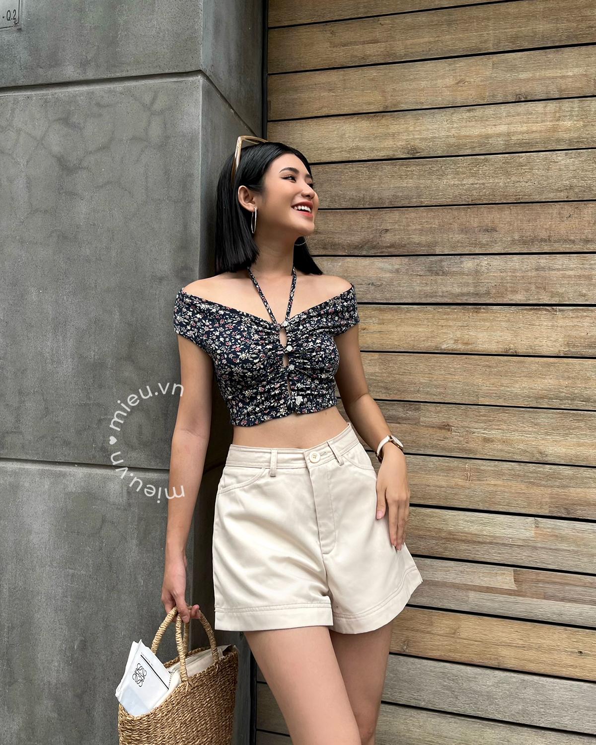 Các Loại Áo Crop Top Phổ Biến