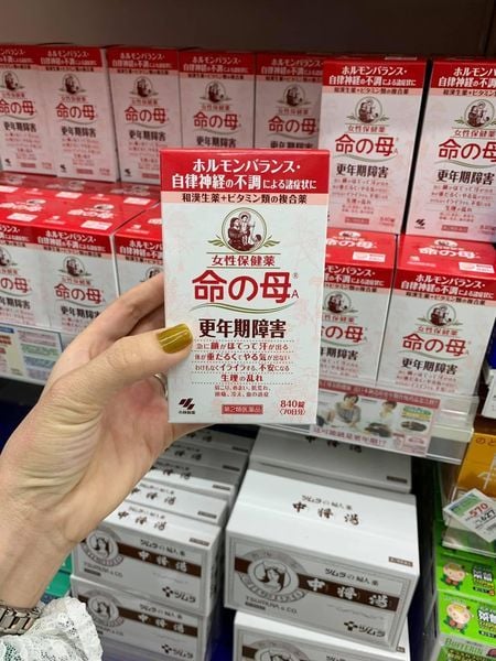 Viên uống tiền mãn kinh Kobayashi 840v