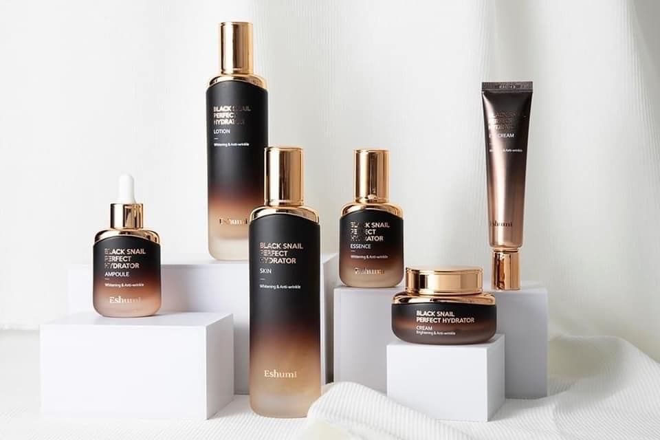 Tinh chất dưỡng da Essence Eshumi