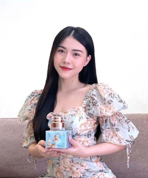 Kem dưỡng trắng va ngăn lão hóa Ngọc trai & Collagen HASI