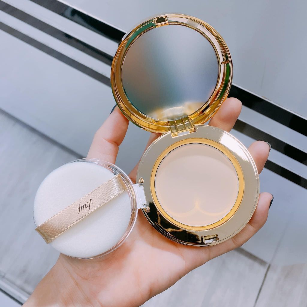 Phấn phủ Gold Collagen THE FACE SHOP