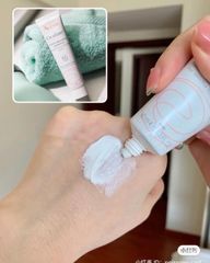 Kem dưỡng ẩm phục hồi da AVENE 40ML