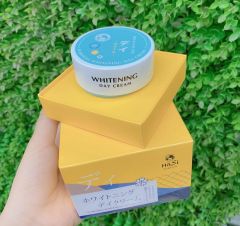 Kem dưỡng trắng da ban ngày ( Collagen và hoa nhung tuyết )
