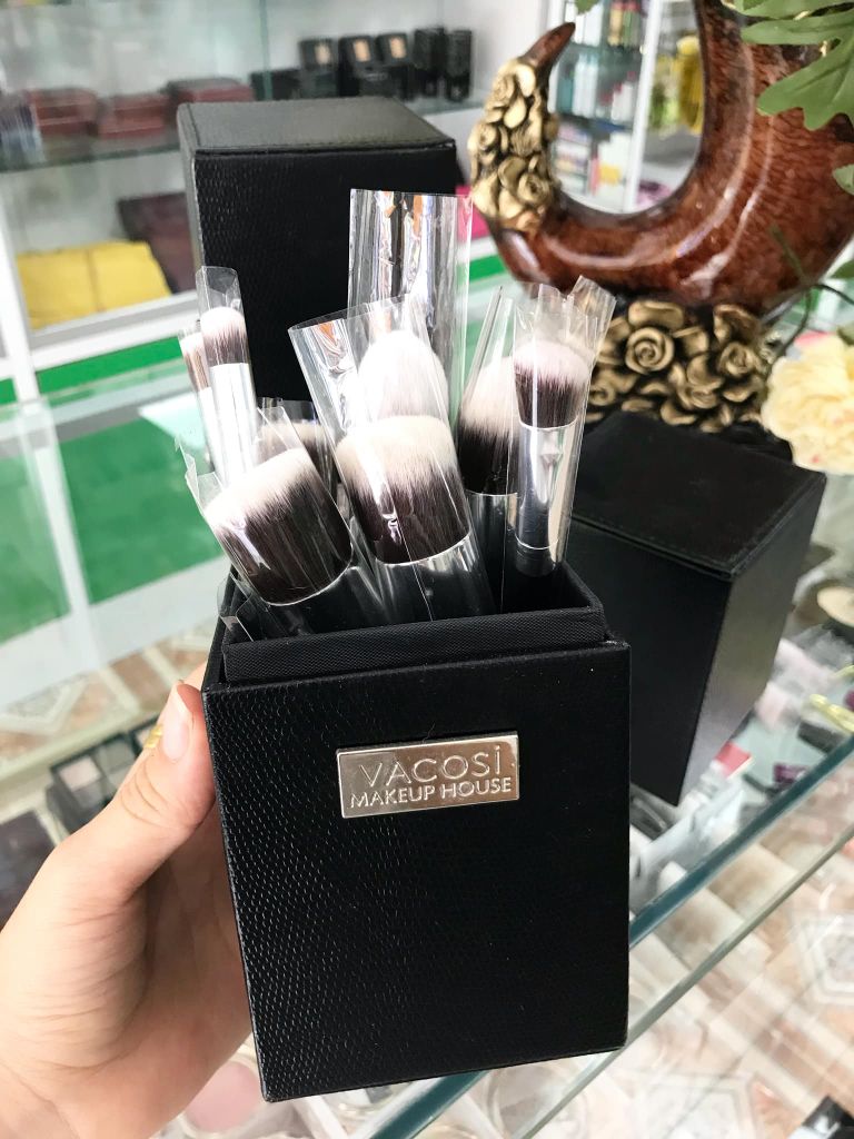 Bộ cọ hộp vuông 11 cây VACOSI