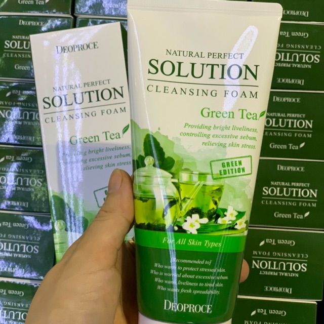 Sữa rửa mặt Trà xanh DEOPROCE