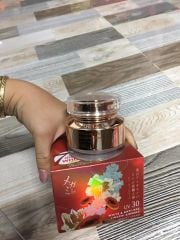 Kem dưỡng chống nhăn, trắng sáng và tái tạo da chiết xuất linh chi và nhân sâm UV30 Hasi