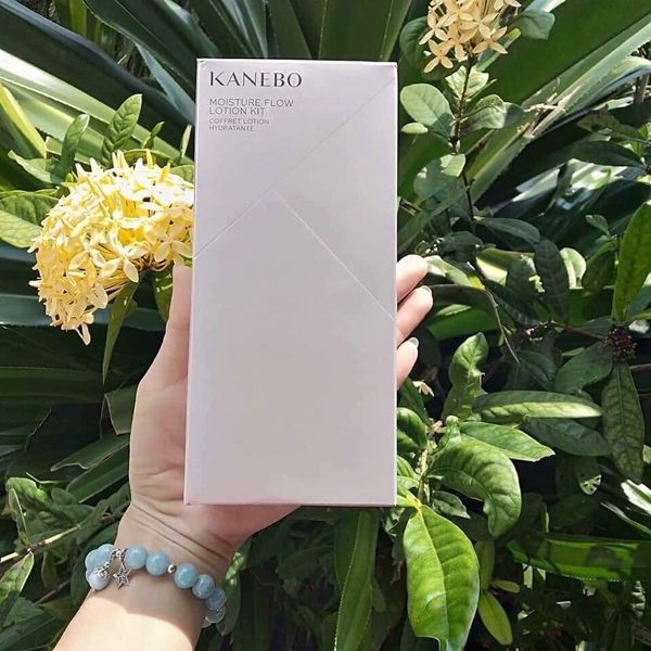 Bộ sét nước dưỡng da lão hóa GKC KANEBO