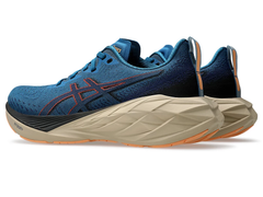 Giày chạy bộ nam Asics Novablast 4