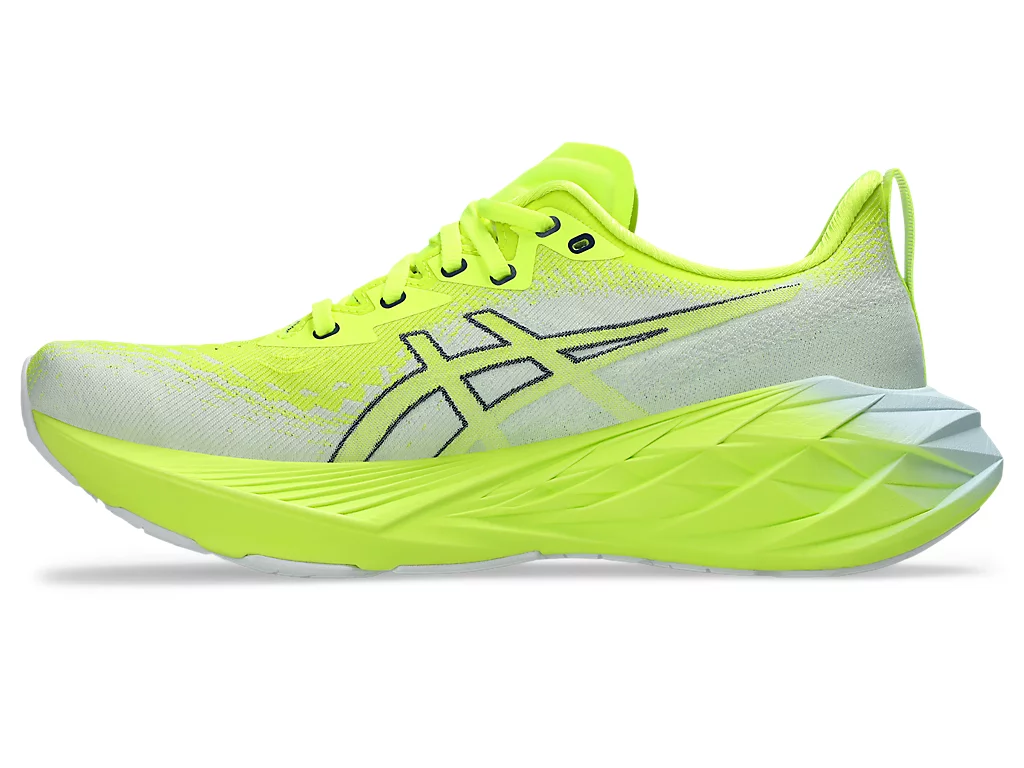Giày chạy bộ nam Asics Novablast 4