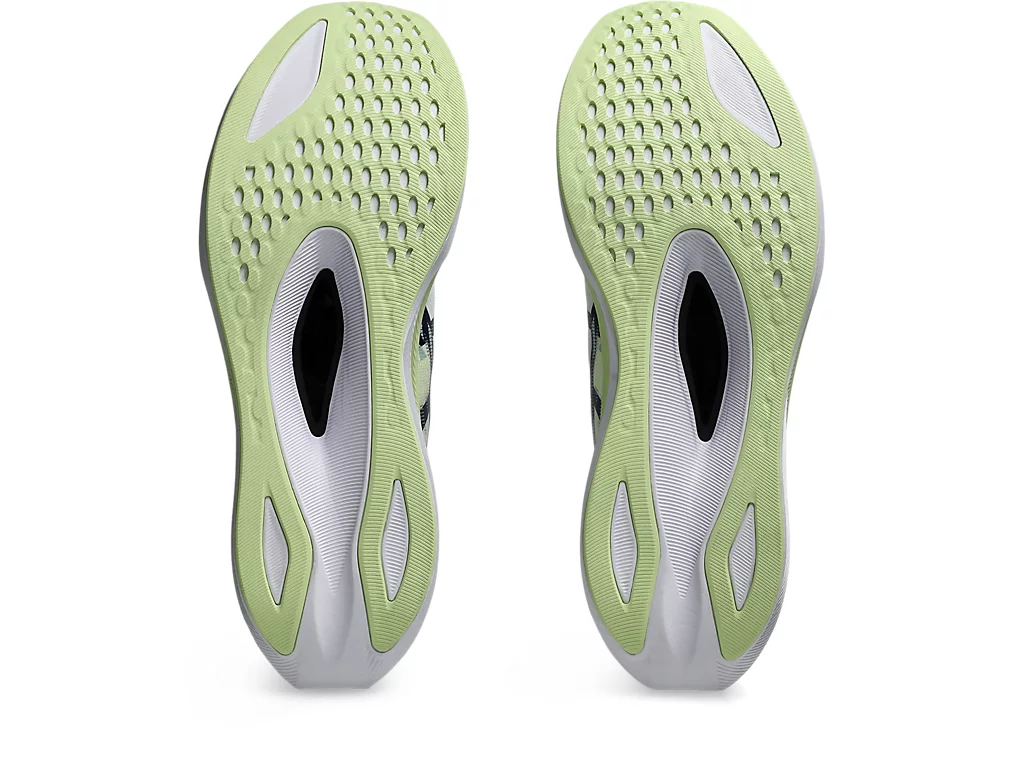 Giày chạy bộ nam Asics MAGIC SPEED 4
