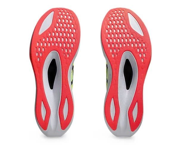 Giày chạy bộ nữ Asics Magic Speed 4