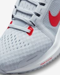 Giày chạy bộ nữ Nike Air Zoom Vomero 16