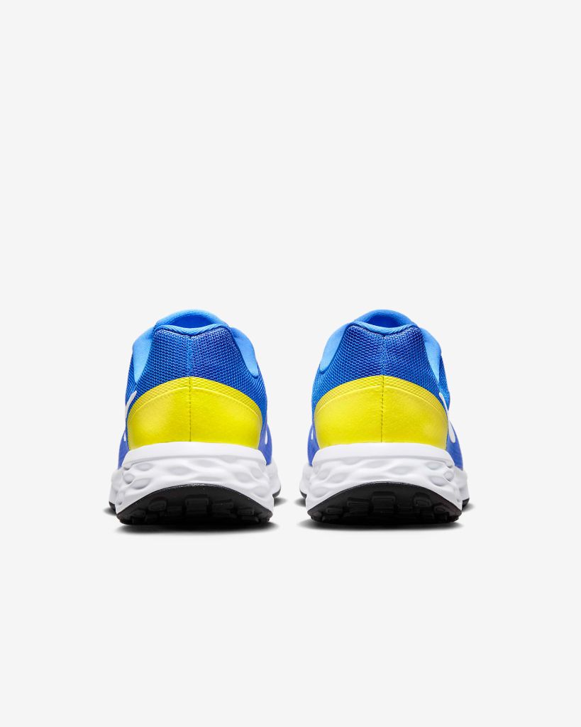 Giày chạy bộ nam Nike Revolution 6