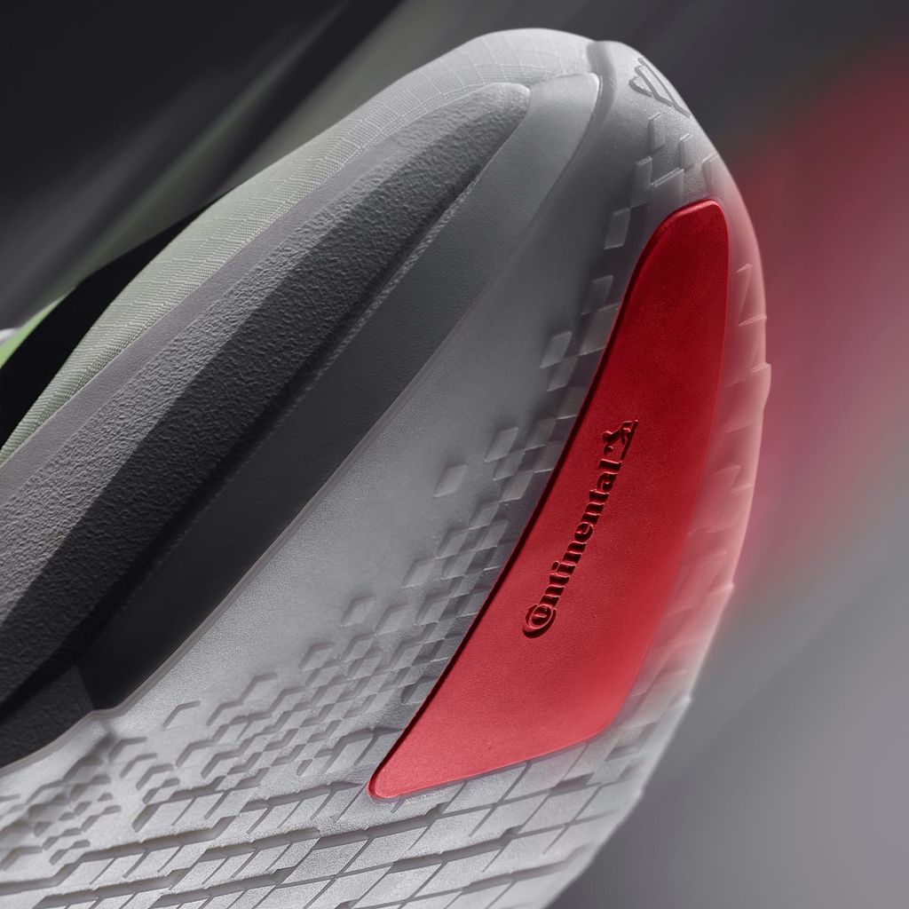 Giày chạy bộ nam Adidas Adizero Adios Pro 4
