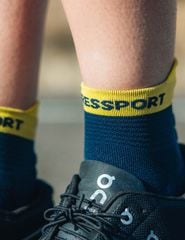 Tất chạy bộ Compressport Pro Racing Socks v4.0 Run Low