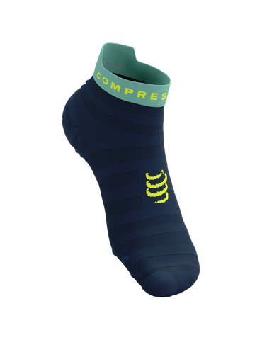 Tất chạy bộ Compressport Pro Racing Socks v4.0 Ultralight Run Low XU00051B