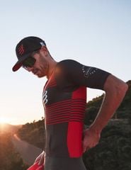 Mũ Chạy Bộ CompresSport Racing Trucker Cap