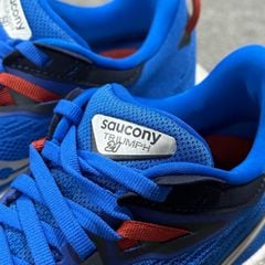 Giày chạy bộ nam Saucony Triumph 21