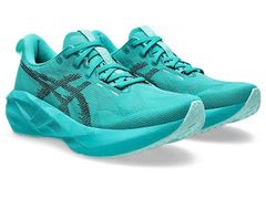 Giày chạy bộ nữ Asics Novablast 5