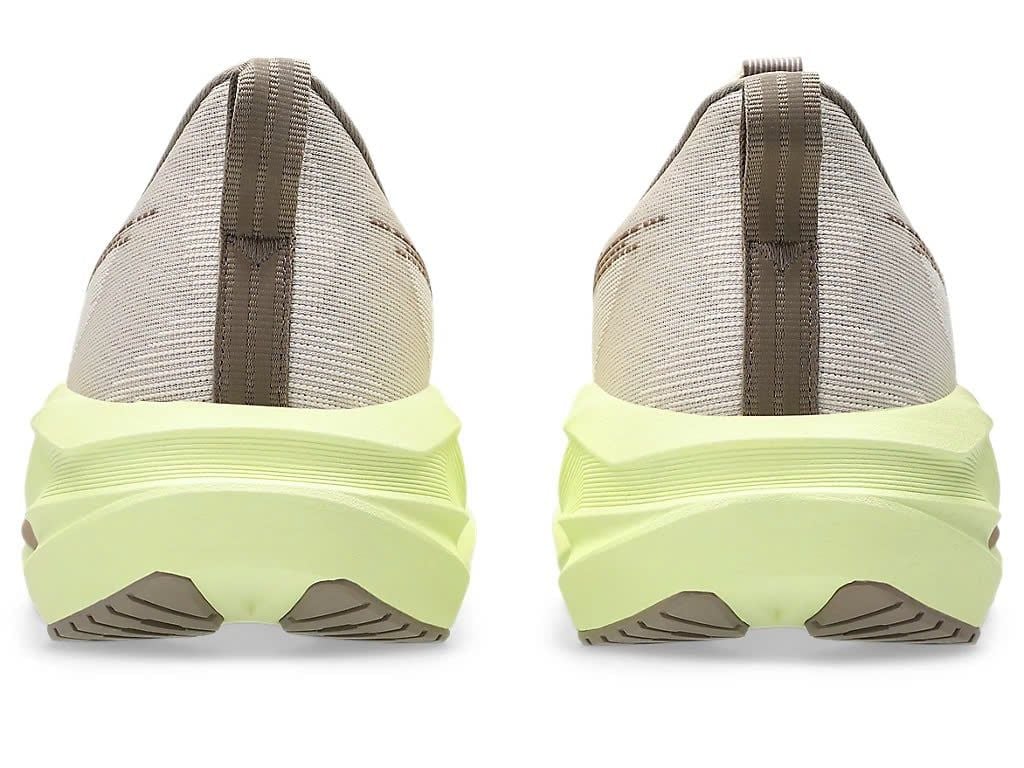 Giày chạy bộ nữ Asics Novablast 5